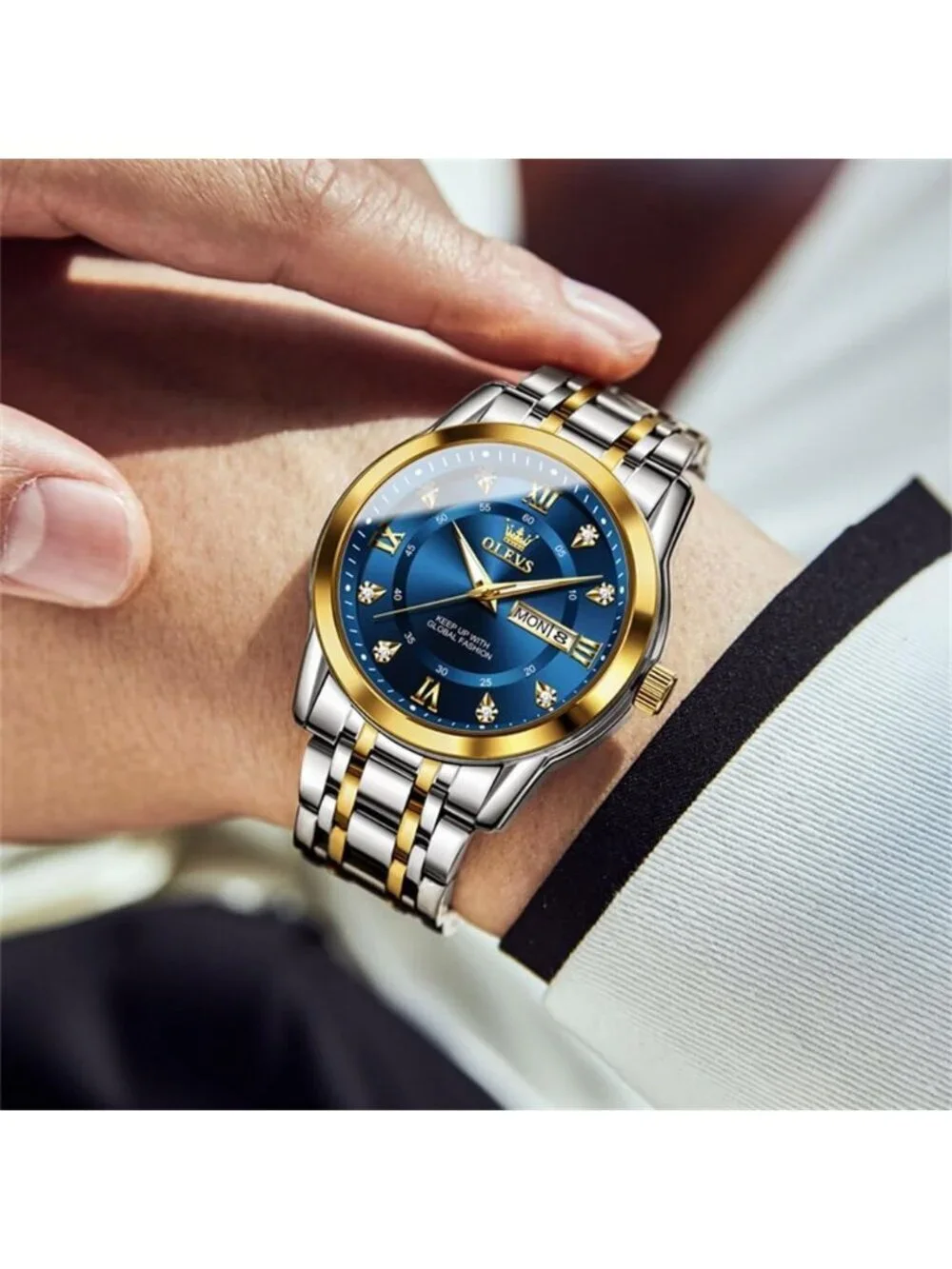 Men's Silver Blue Face Diamond Stainless Steel Band Roman Numbers Classic Watch